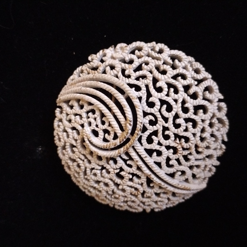Lovely vintage crown Trifari white pin